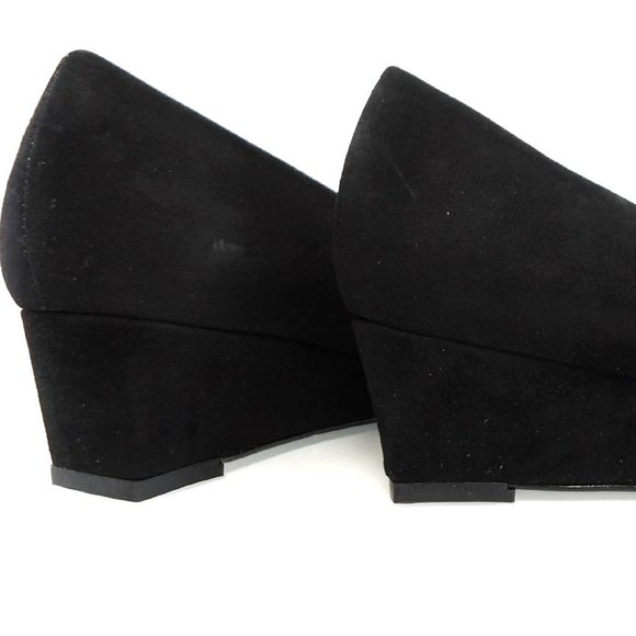 Stuart Weitzman Black Flats with Silver Accents - Picture 5 of 10